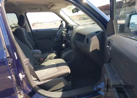 2014 Jeep Patriot Sport z USA, uszkodzony, nr VIN 1C4NJPBB8ED754029